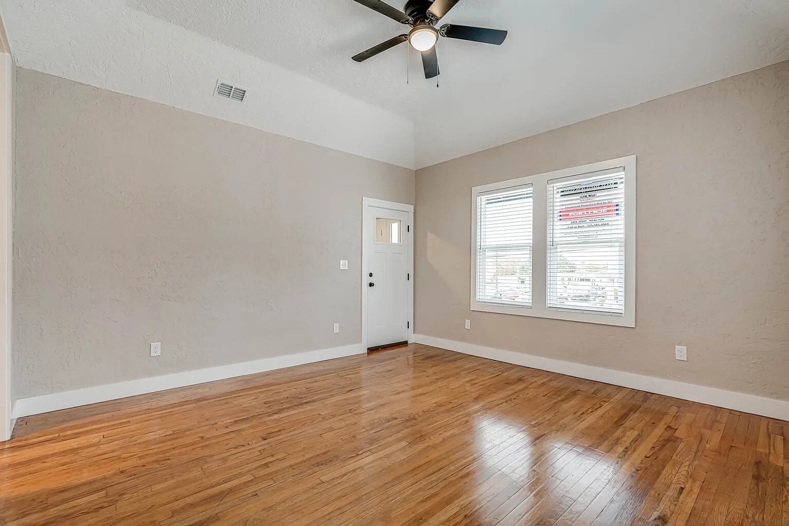 Living Room - 316 W Cypress St