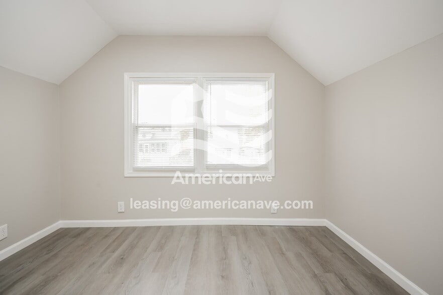 Building Photo - 1808 S Scott St