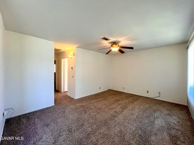 Building Photo - 6816 Hemp Ct