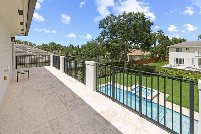 Building Photo - 14831 SW 93rd Ct