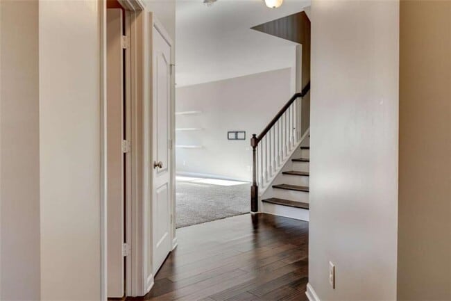 Building Photo - 7601 Summer Berry Ln