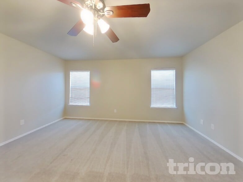 Building Photo - 12632 Shady Cedar Dr