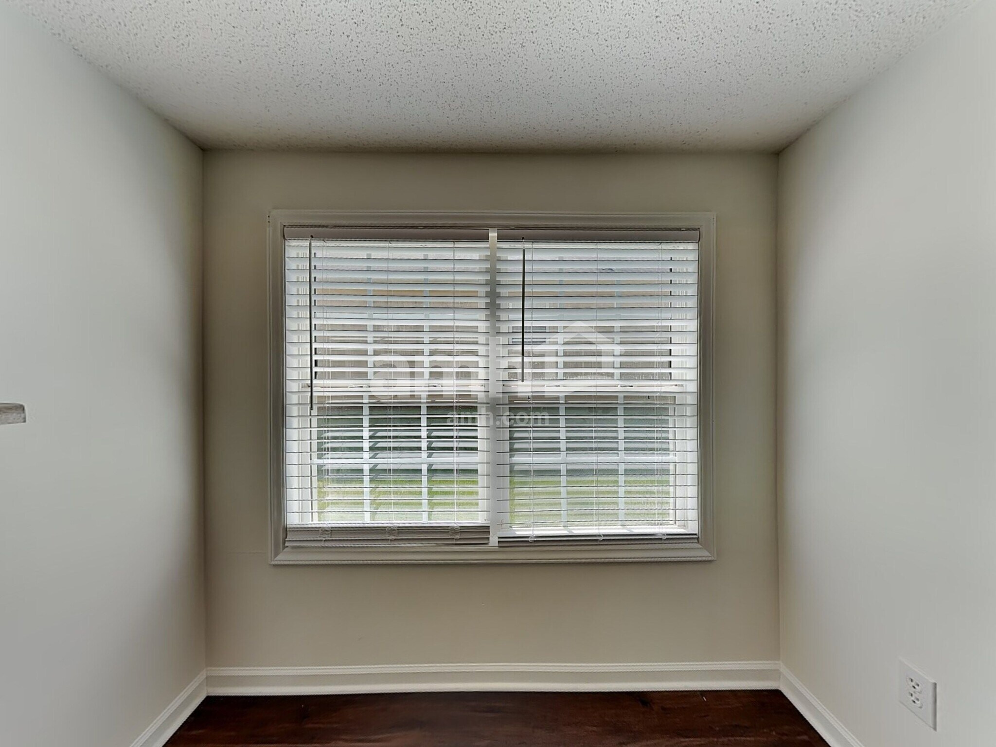 Building Photo - 112 Charlotte Ct