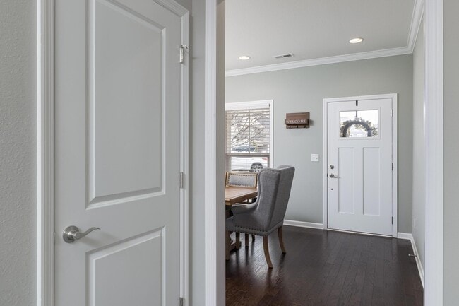 Building Photo - 1741 Timber Creek Rd NE