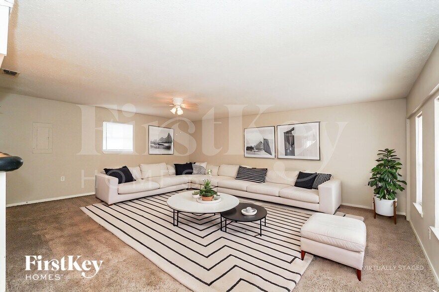 Building Photo - 3417 Willowcrest Dr