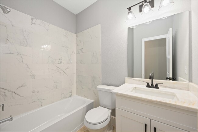 Building Photo - 4651 Mallow St