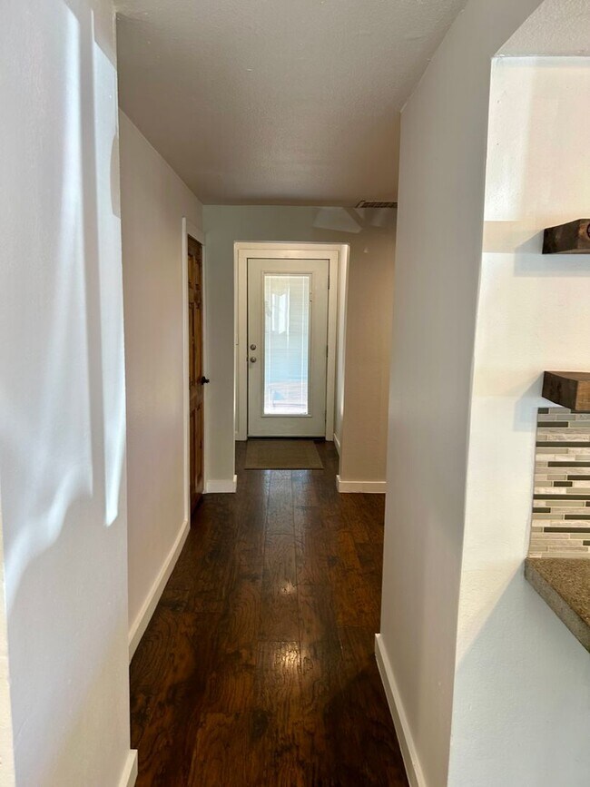 Building Photo - 8230 WA-903