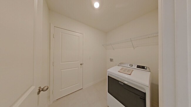 Building Photo - Beautiful New 4-Bedroom Home in Auburndale