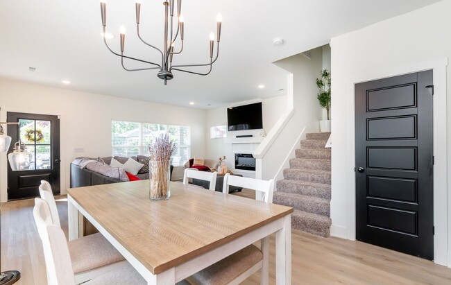 Building Photo - Do Not Miss this Beautiful piece of property.