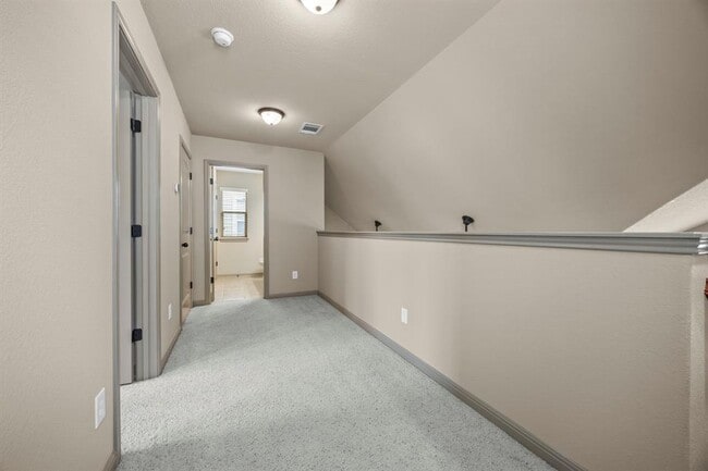 Building Photo - 263 Cleveland