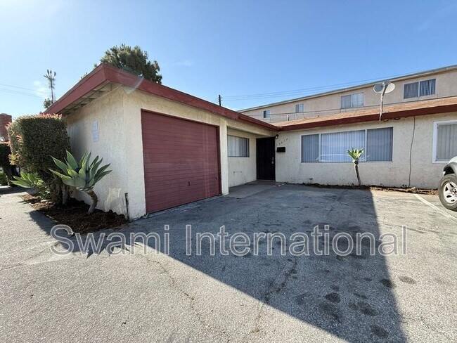 Building Photo - 13614 Doty Ave