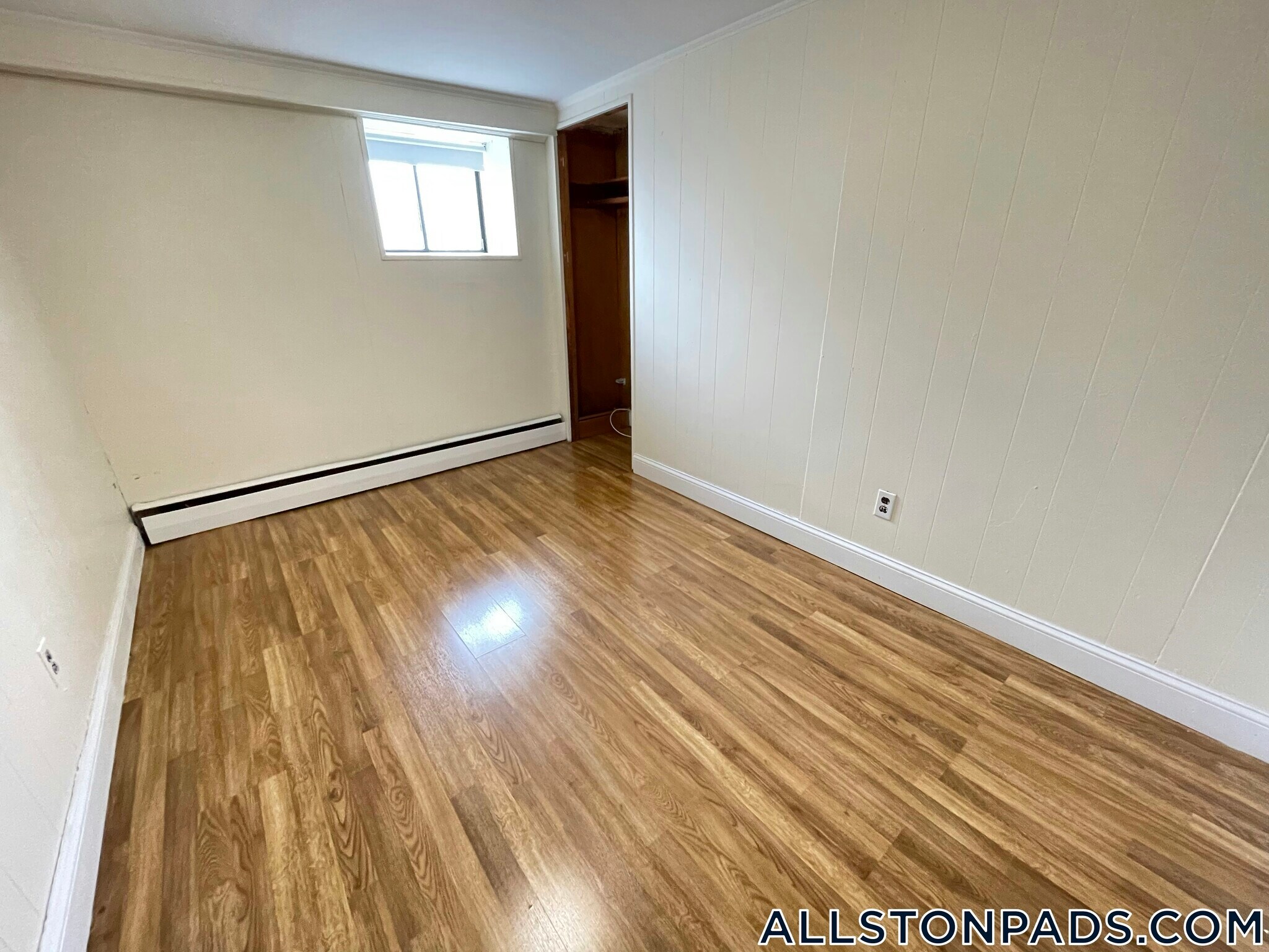 Building Photo - 19 Brighton Ave