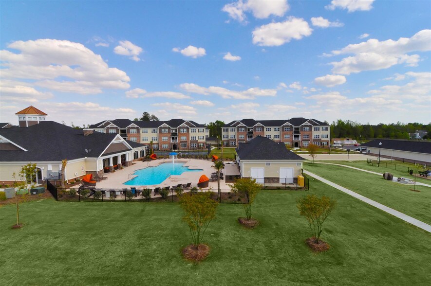 Williamsburg Place 2015 Gum Branch Rd Jacksonville NC 28540