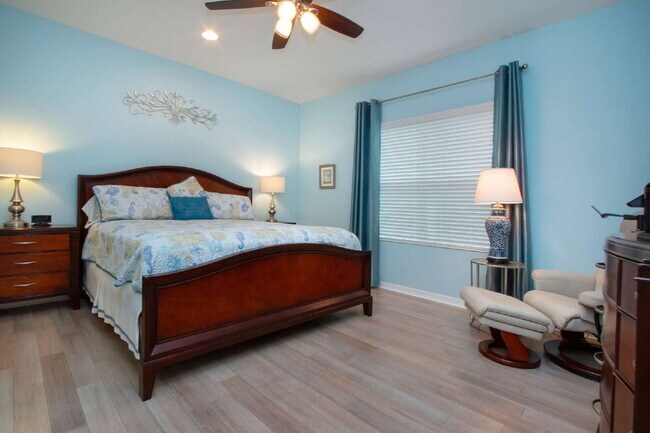 Building Photo - 4920 Maymont Park Cir