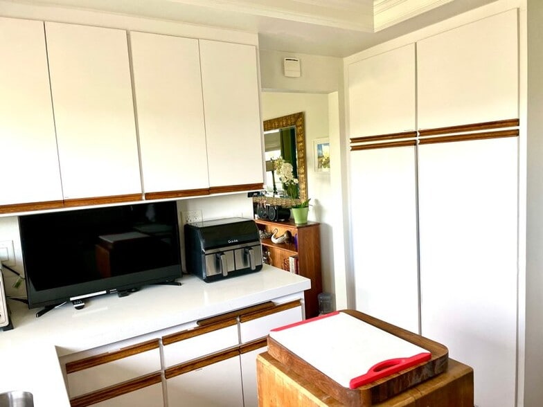 Building Photo - 250 Vista Montana Way