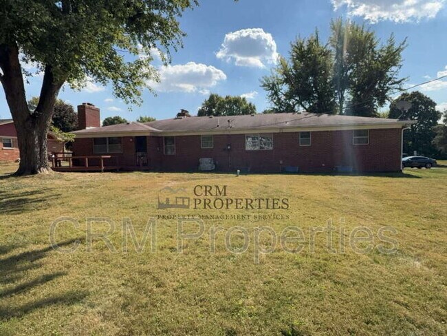 Building Photo - 4610 Dickson Rd
