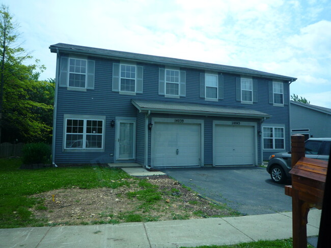 Building Photo - 14039 S Oakdale Cir