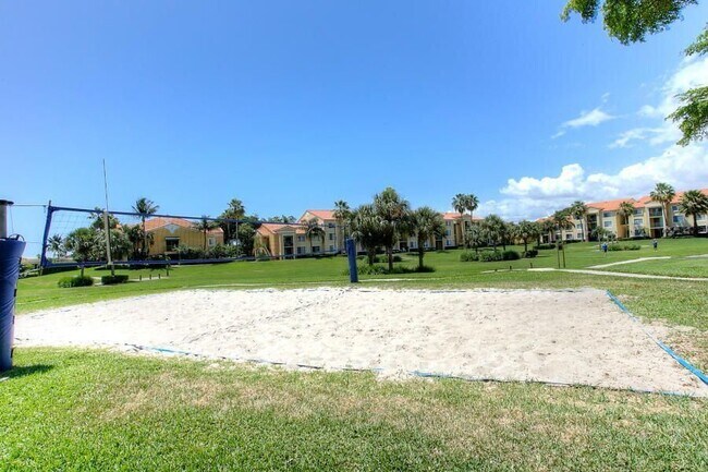 Building Photo - 160 Yacht Club Way