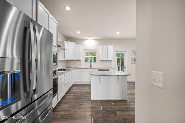 Building Photo - 135 Permeta Dr