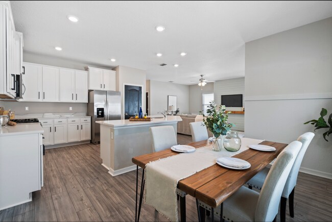 Building Photo - 145 Brybar Dr