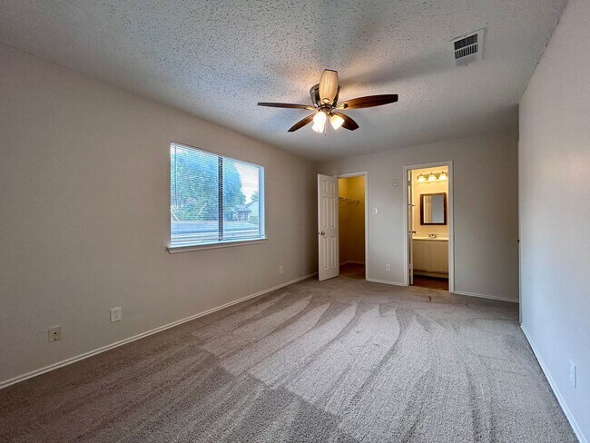 Building Photo - 9300 Kempler Dr
