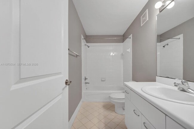 Building Photo - 2590 Cordoba Bend