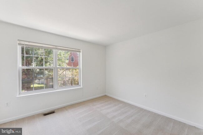 Building Photo - 11892 Breton Ct