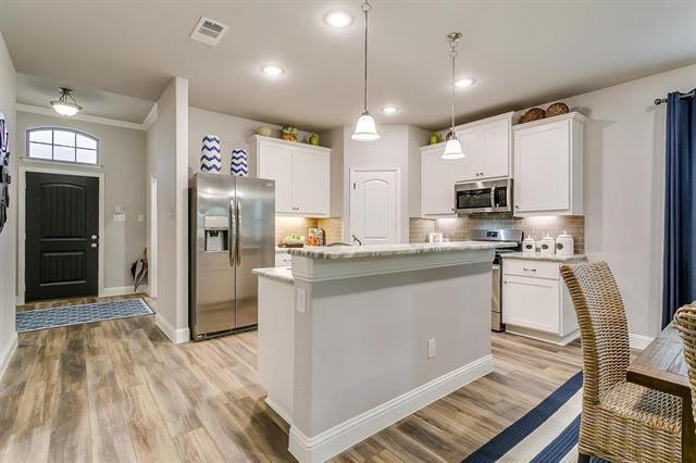 Building Photo - 7822 Ashwood Dr