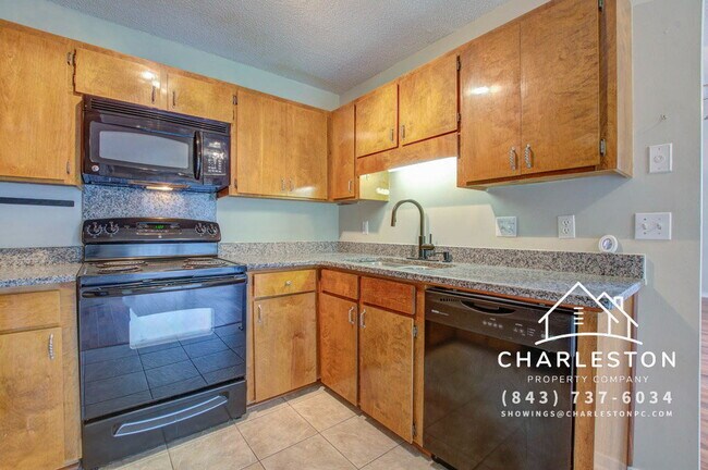 Building Photo - 7945 Timbercreek Ln