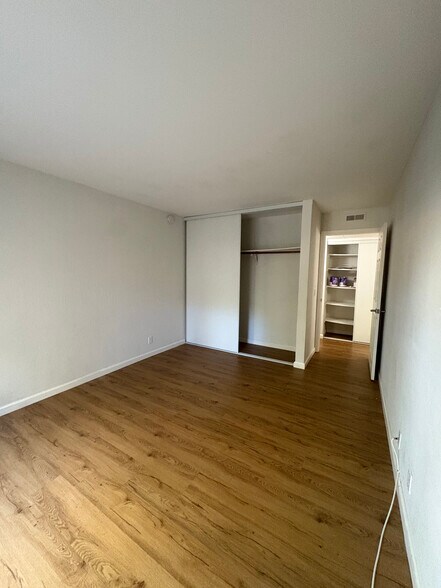 second bedroom - 350 N Civic Dr
