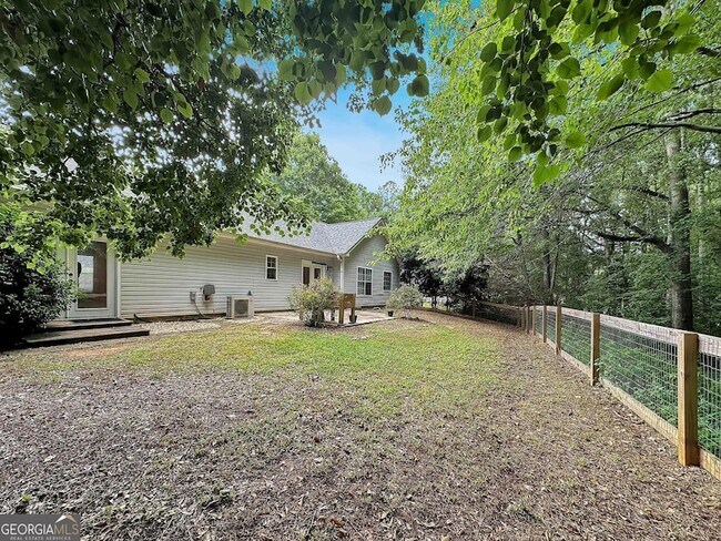 Building Photo - 77 Paces Landing Way