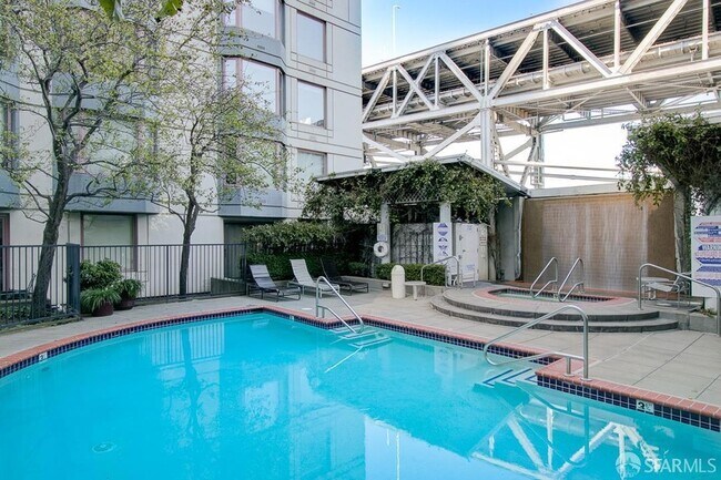 Building Photo - 201 Harrison St