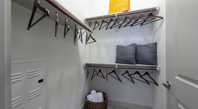 Building Photo - 1-Bed | Montrose Meets Museum District Liv...
