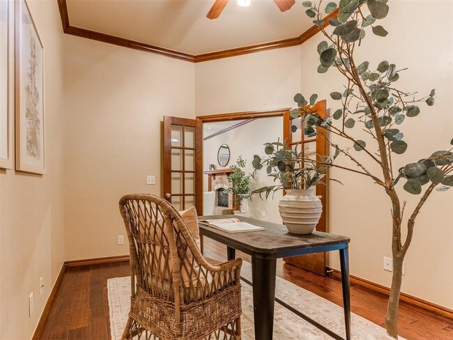 Building Photo - 16616 Hardwood Pl