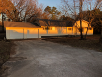 Building Photo - Beautiful 3 Bedroom 2 Bath Home!
