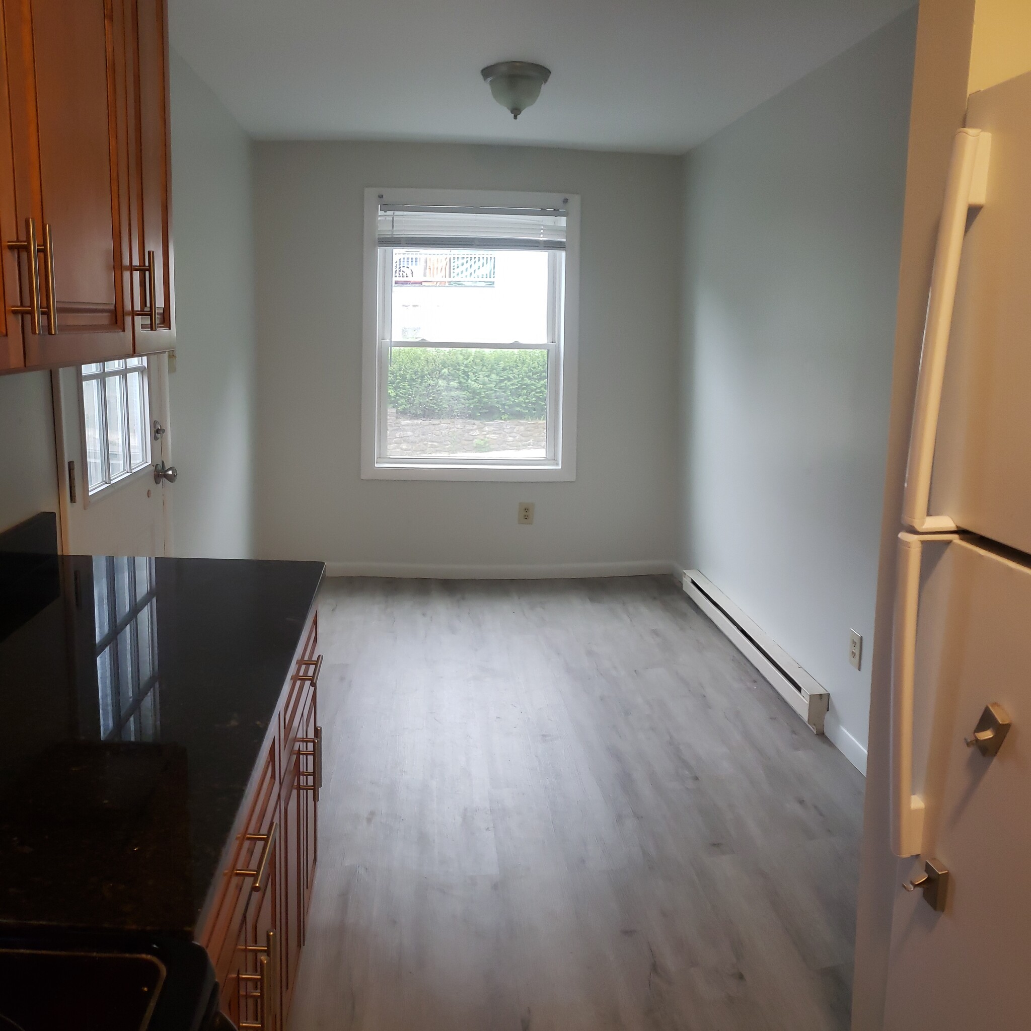 Building Photo - 80 Wall St