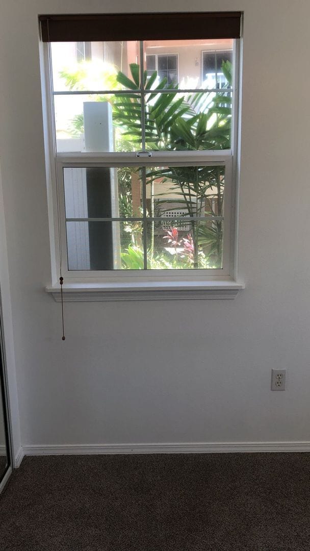 Building Photo - Highly Desirable Villas at Kenolio Ground Floor Corner Unit Available 5/1/26