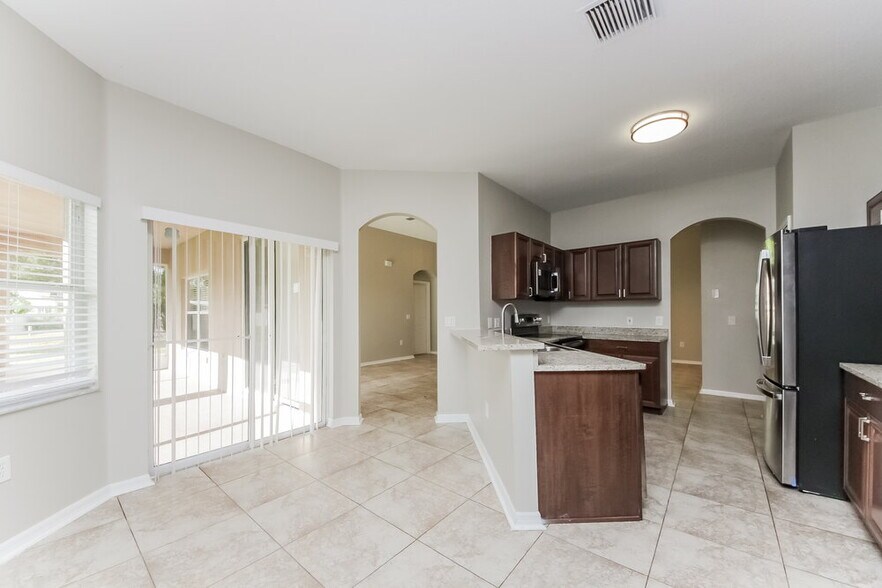 Building Photo - 4204 Lugano Ct