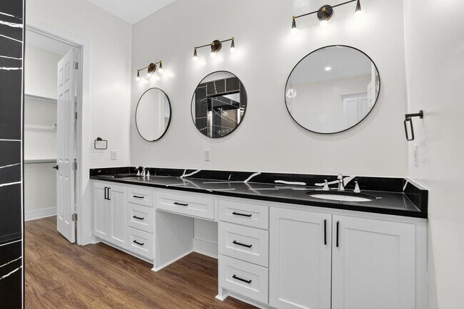 Building Photo - 1035 Brandywine Ct