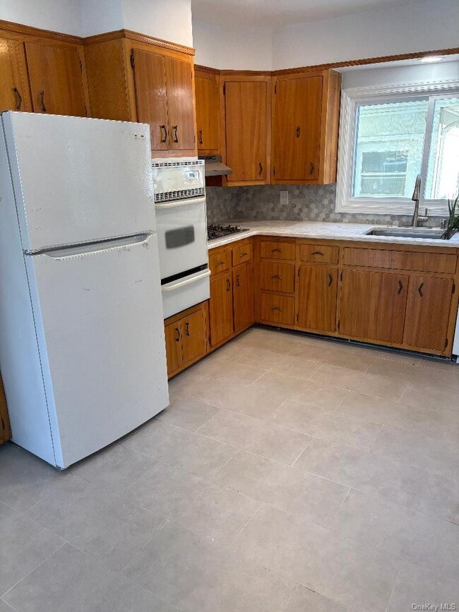 Building Photo - 166 Franklin Blvd