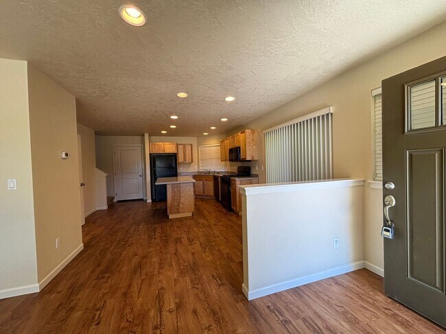 Building Photo - c792