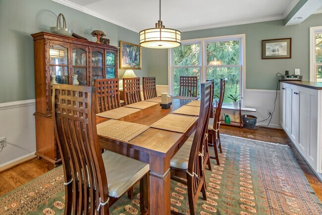 Building Photo - 6902 Tilden Ln