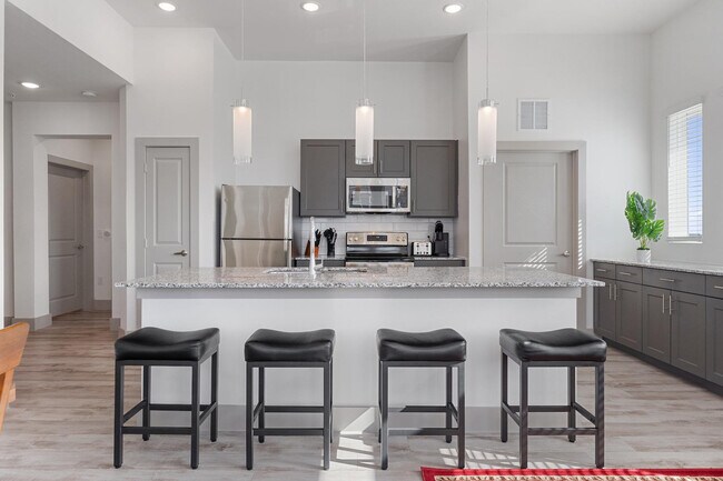 Building Photo - 12100 1/2 Ferrystone Glen Drive-SI FL3-ID1240330P