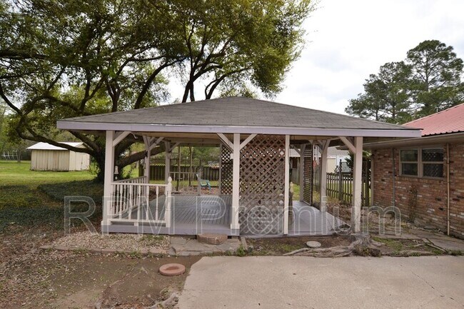 Building Photo - 3147 Little Farms Dr