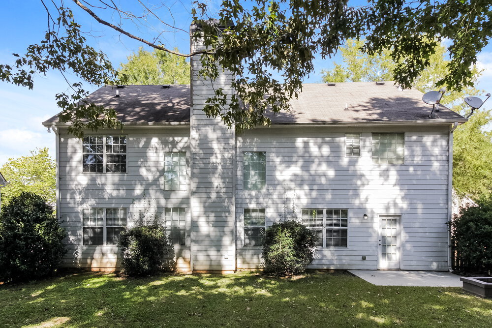 Building Photo - 1875 Eveningside Way NW