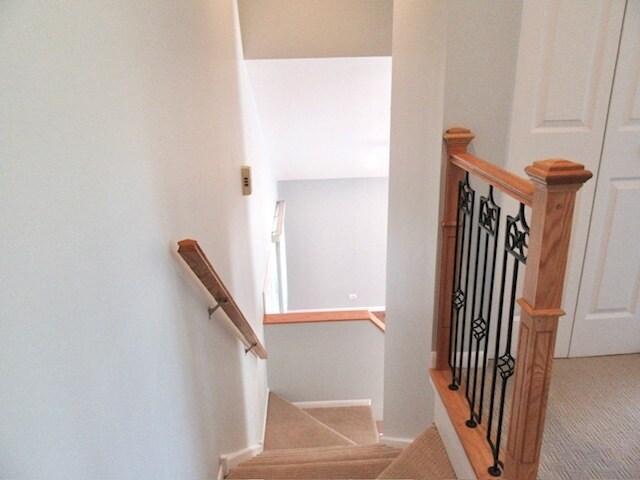 Building Photo - 43 Buckingham Ln