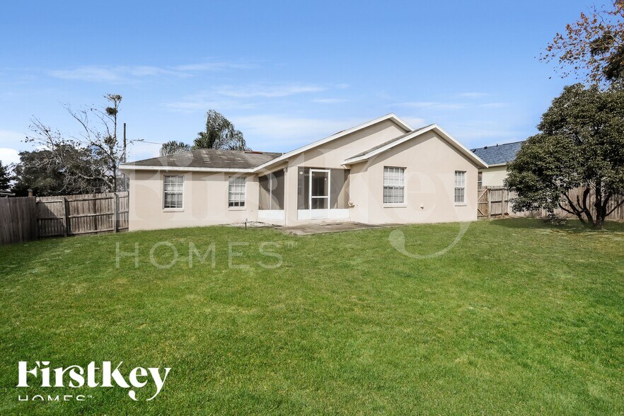 Building Photo - 2059 Gallagher Ave