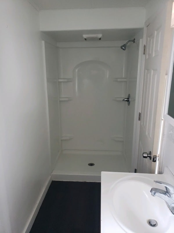 Building Photo - 112 30th Ave N