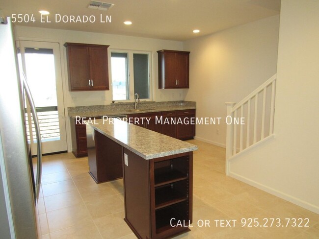 Building Photo - 5504 El Dorado Ln