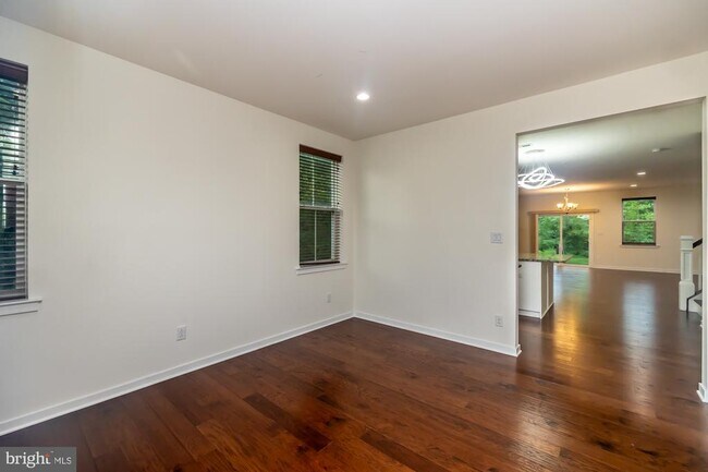 Building Photo - 401 Wynstone Ct